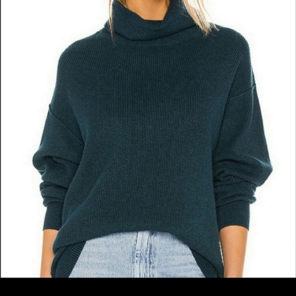 Free People Softly Structured Turtleneck Sweater Oversized Small